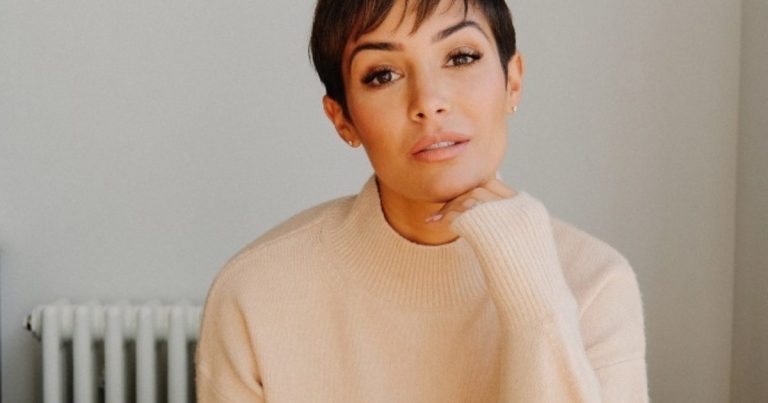 Frankie Bridge : Open